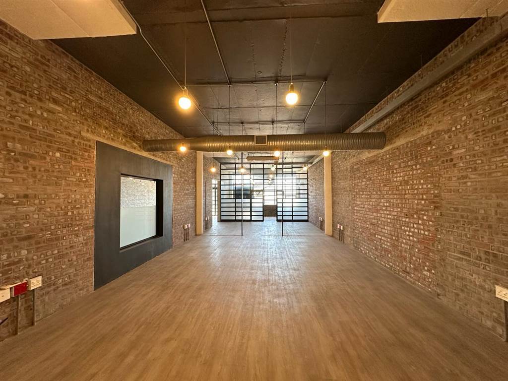 256  m² Commercial space in Salt River photo number 1
