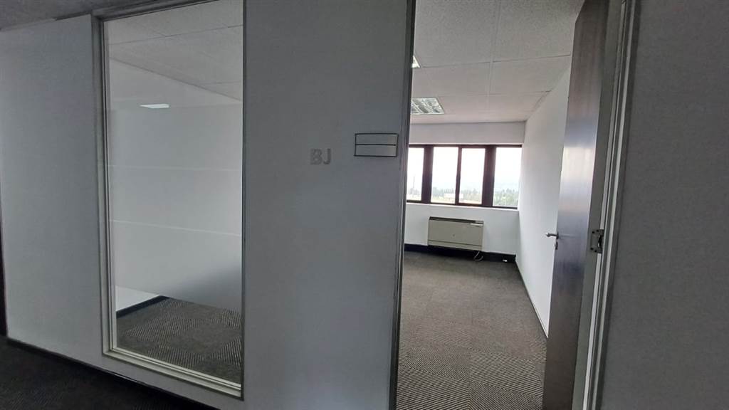 24.3  m² Commercial space in Woodmead photo number 10