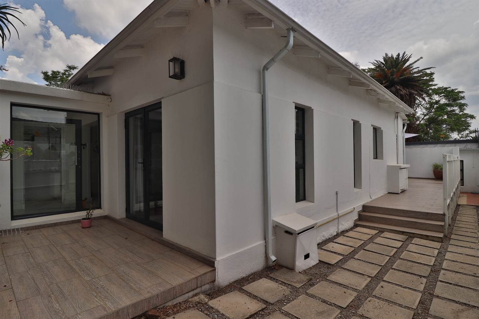 3 Bed House in Parkhurst photo number 28