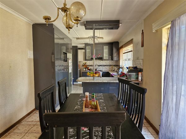 3 Bedroom House 3 Bedroom House