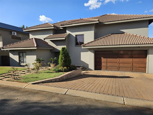 Raslouw Glen: Property and houses for sale | Private Property