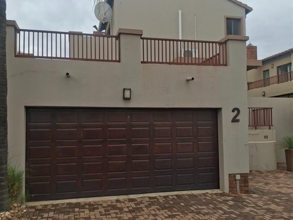 2 Bedroom Townhouse 2 Bedroom Townhouse