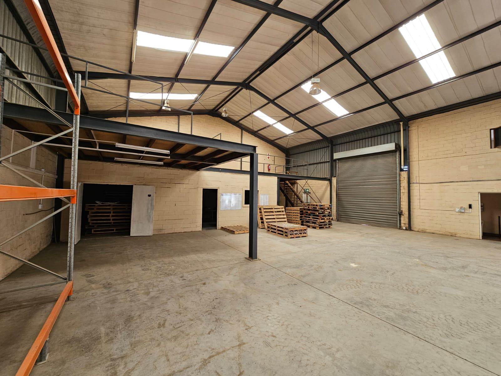 1402  m² Industrial space in Strand Central photo number 8