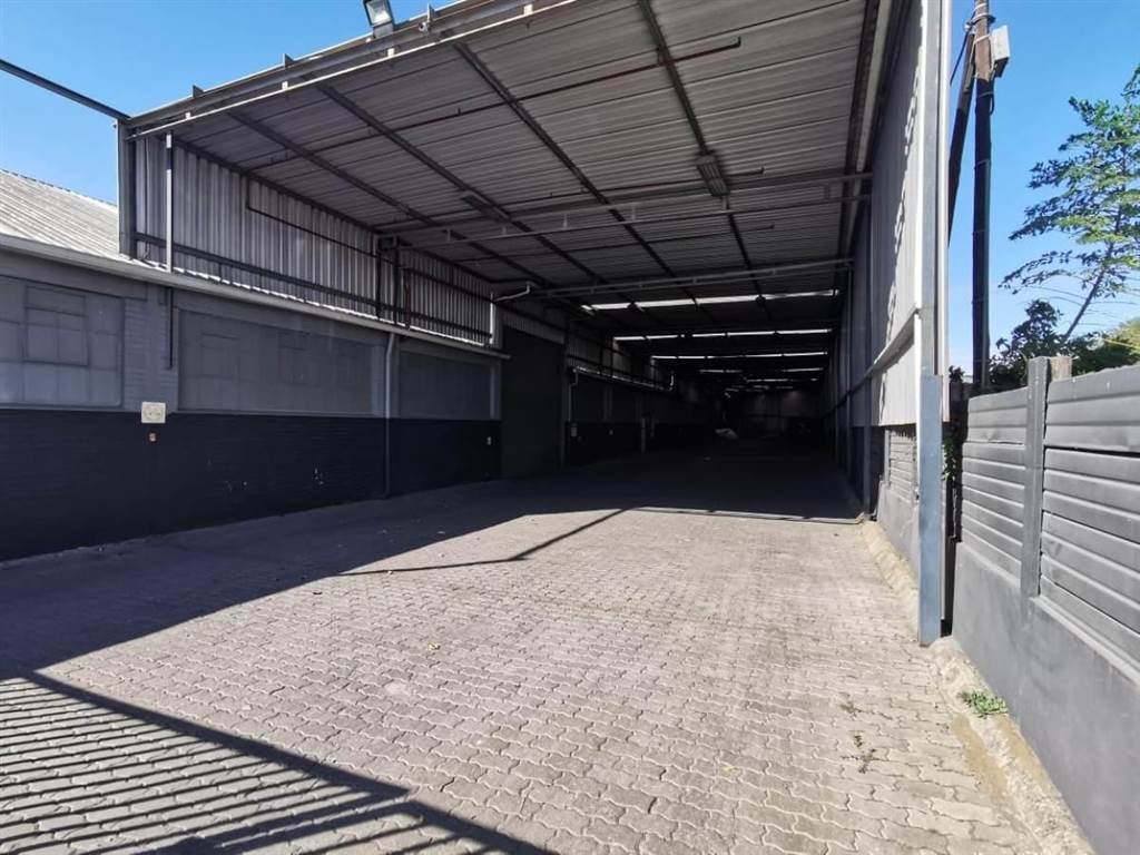 4700  m² Industrial space in Jacobs photo number 4
