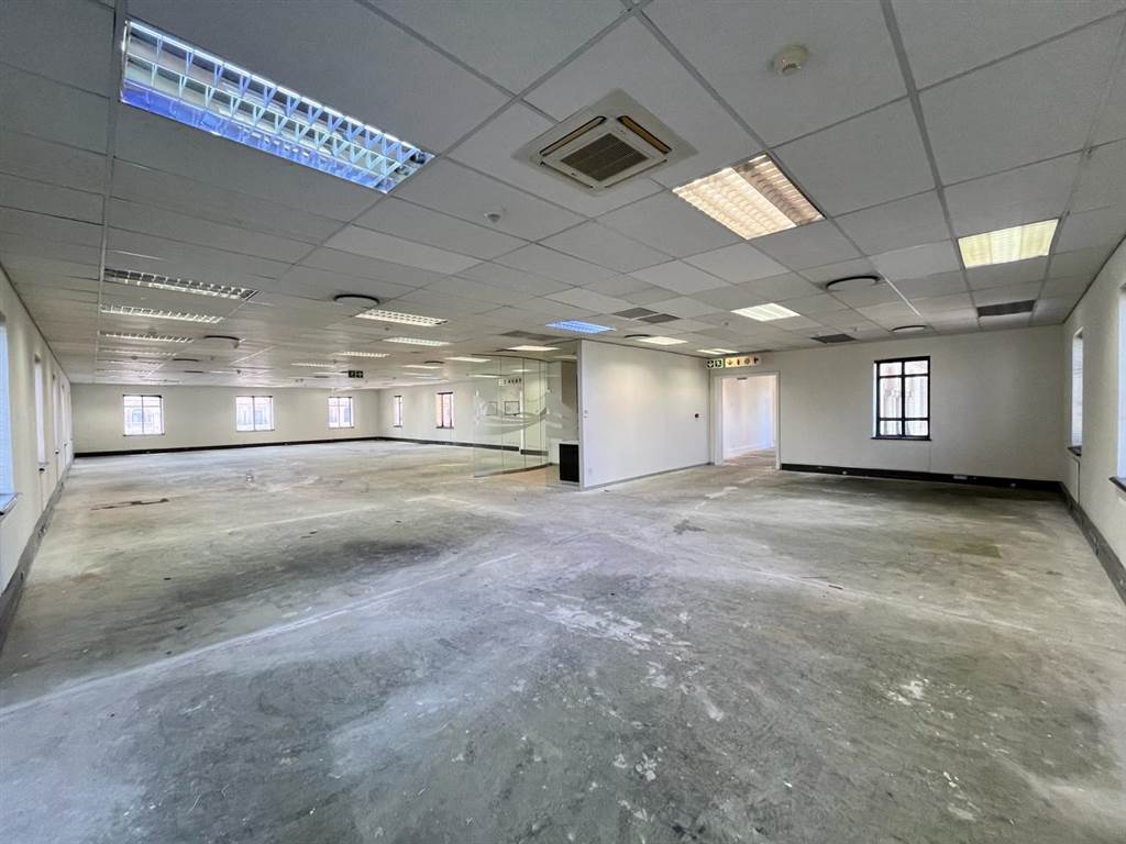 803  m² Commercial space in Fourways photo number 8