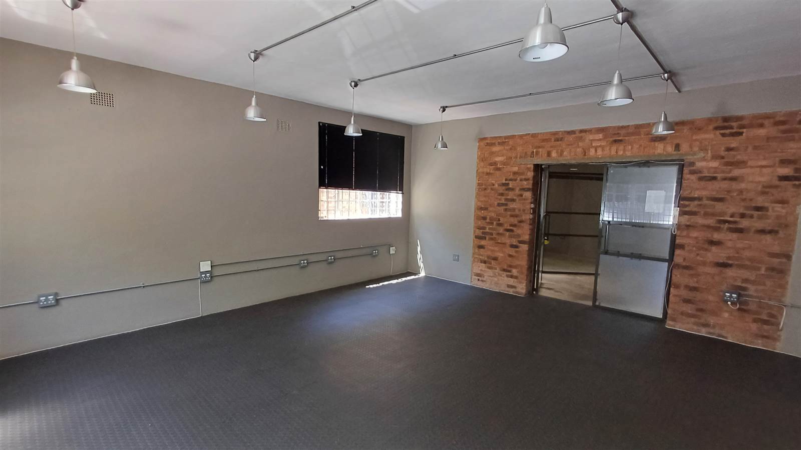 414  m² Commercial space in Richmond photo number 5
