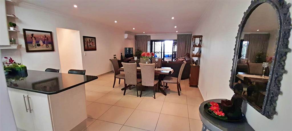 3 Bed Townhouse in Ballito photo number 12