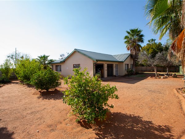 2 Bedroom House