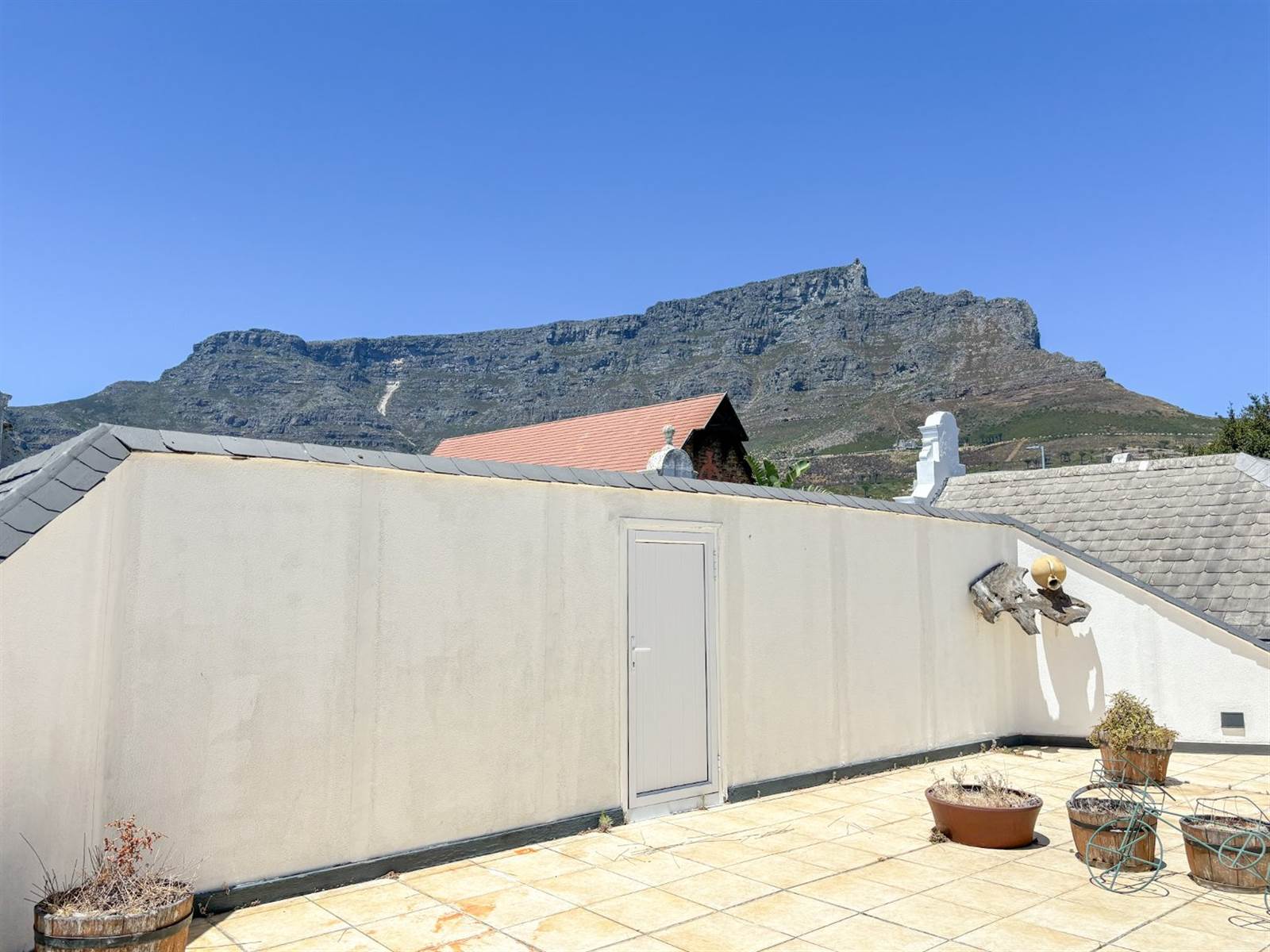 5 Bed House in Tamboerskloof photo number 11