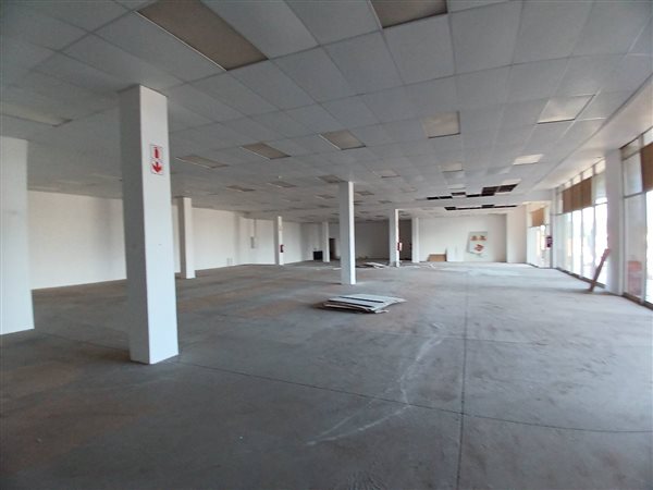 539 m² Retail Space 539 m² Retail Space