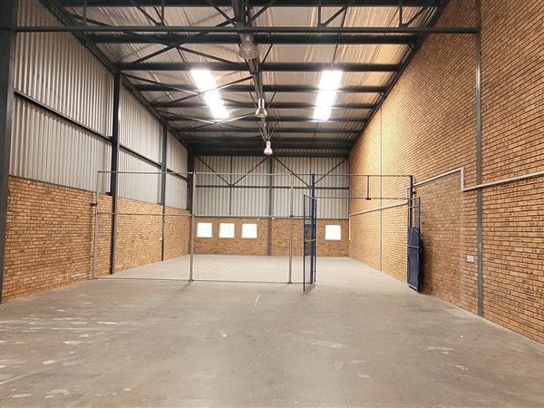 314  m² Industrial space