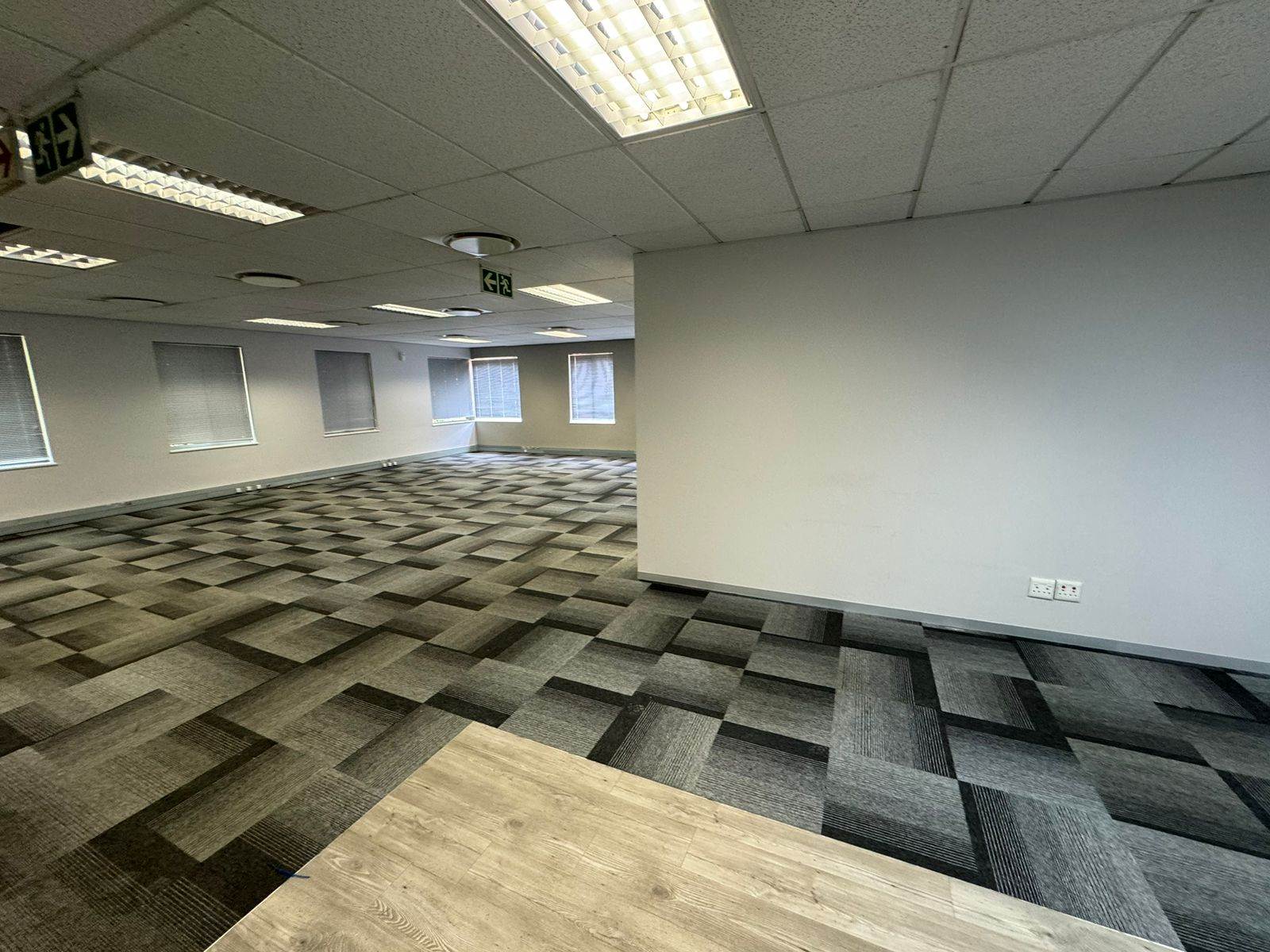 176  m² Commercial space in Sandown photo number 5
