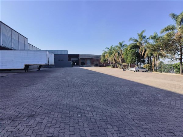 3 568.9  m² Industrial space