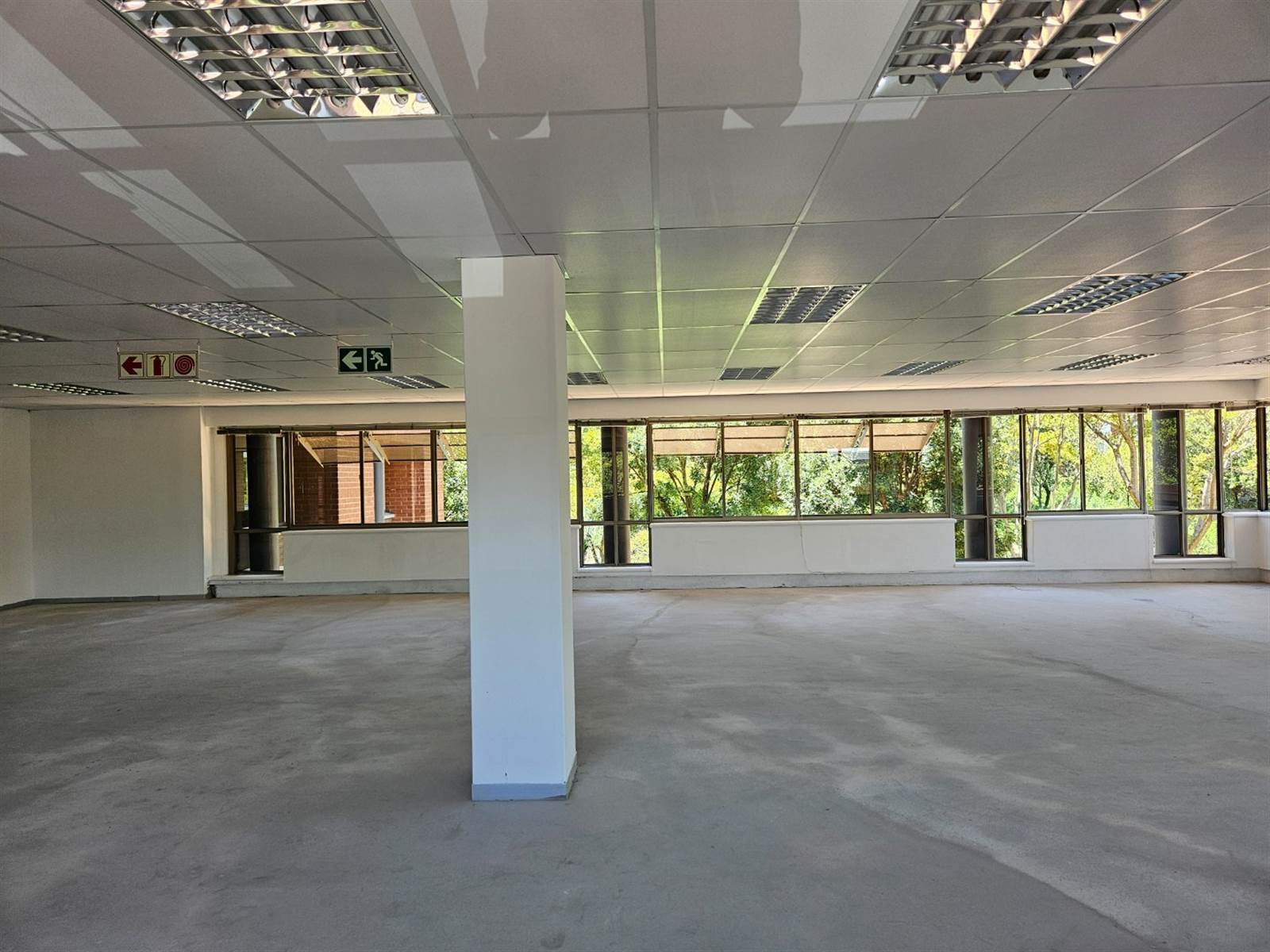 274  m² Commercial space in Woodmead photo number 12