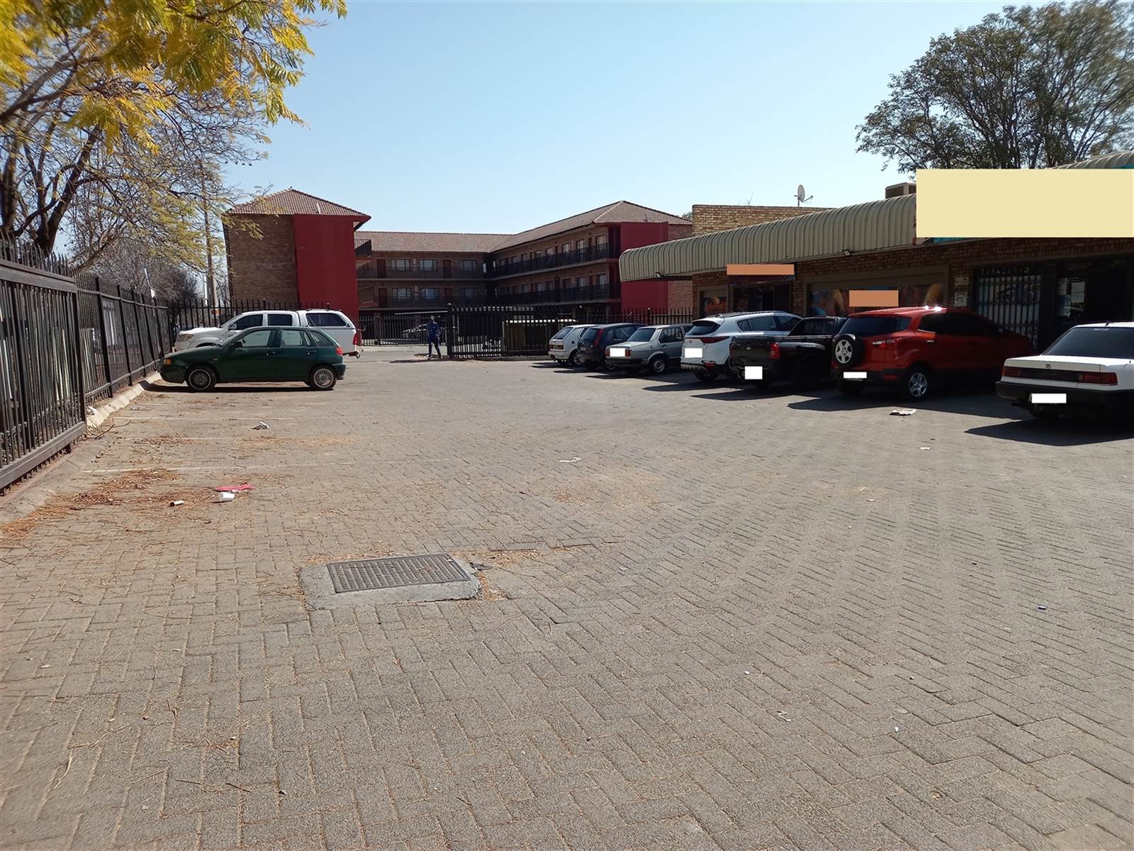 1560  m² Commercial space in Rustenburg Central photo number 5