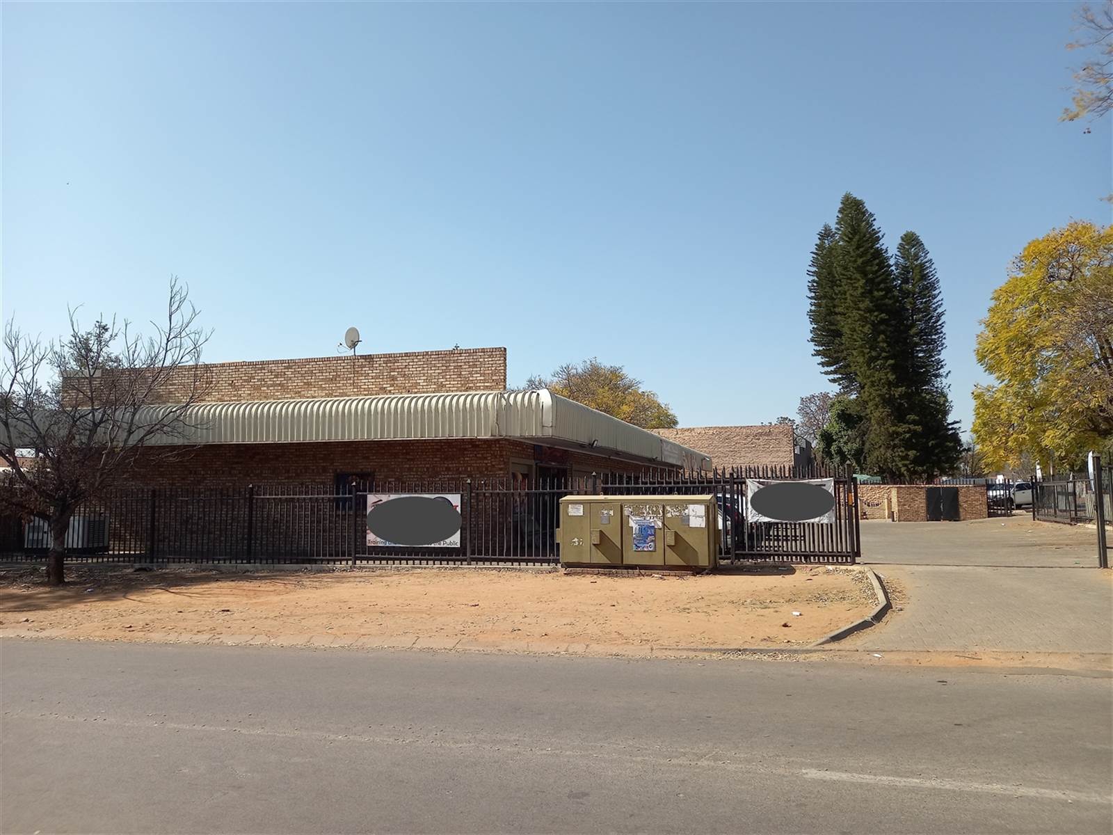 1560  m² Commercial space in Rustenburg Central photo number 1