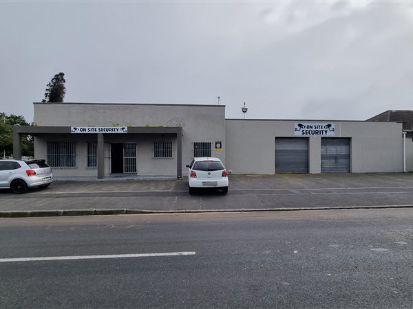 230  m² Commercial space