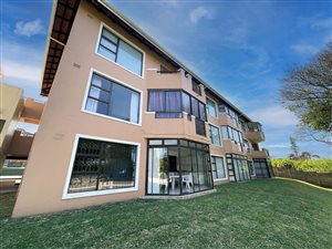 2 Bed Apartment in Shelly Beach