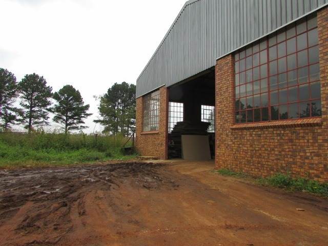 240  m² Commercial space in Daggafontein photo number 17