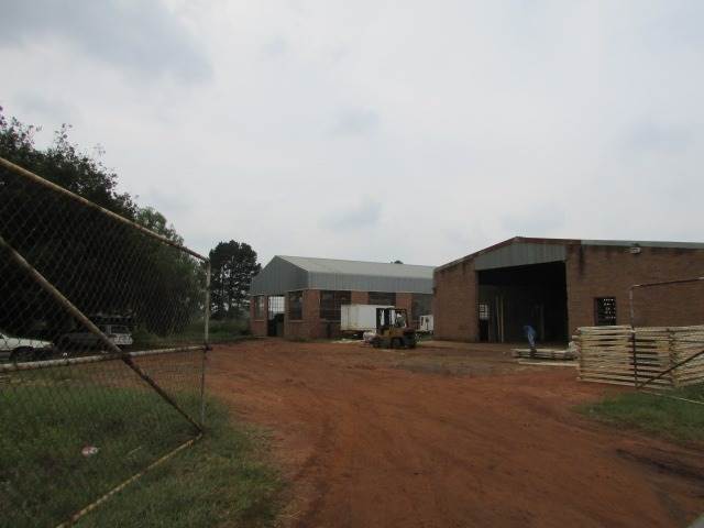 240  m² Commercial space in Daggafontein photo number 9