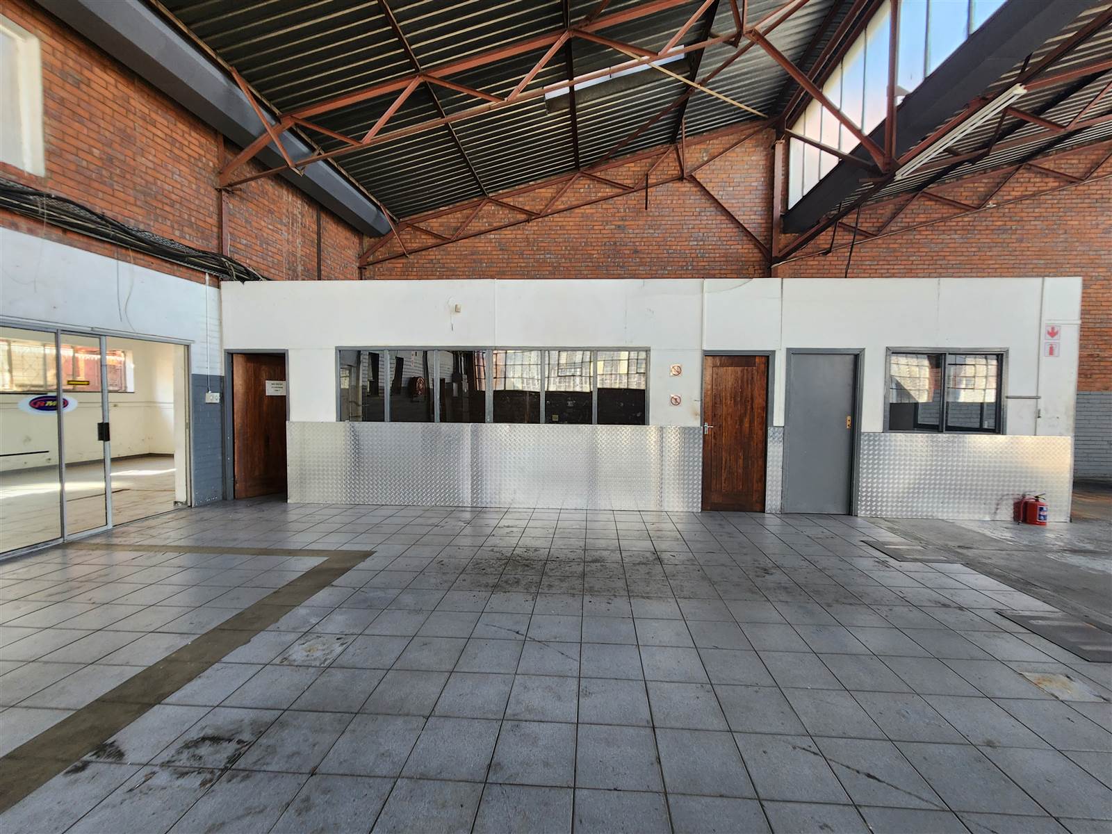 1279  m² Industrial space in Eastleigh photo number 14