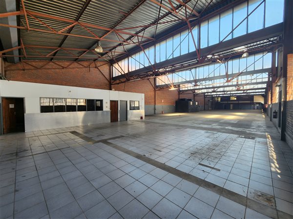 1279  m² Industrial space in Eastleigh