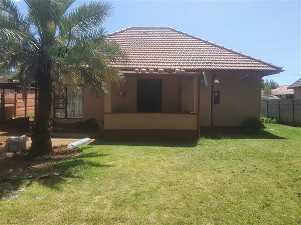 2 Bedroom House 2 Bedroom House
