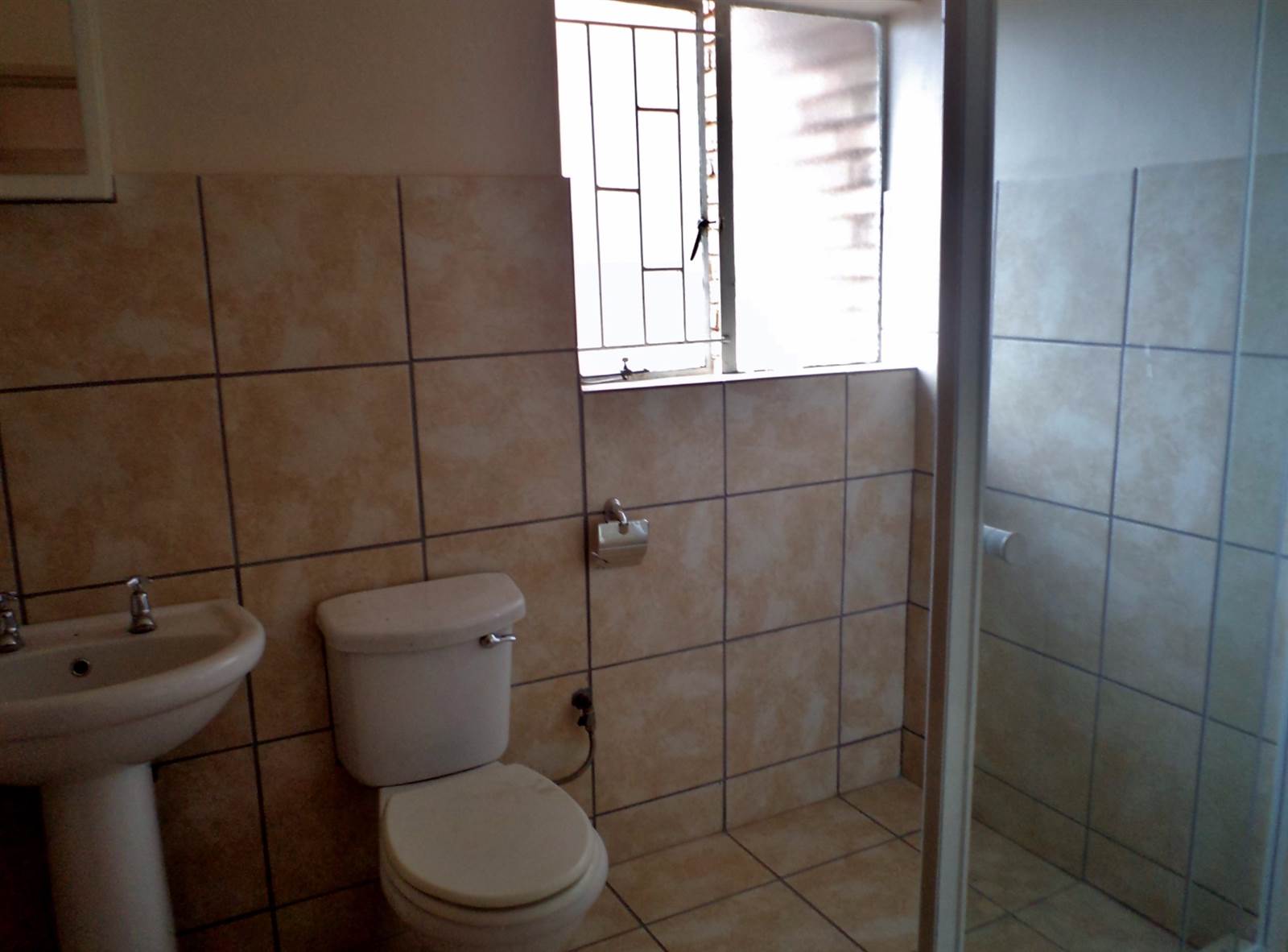 3 Bed Townhouse in Middelburg Central photo number 11
