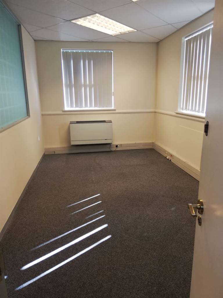 310  m² Office Space in Kenilworth photo number 21