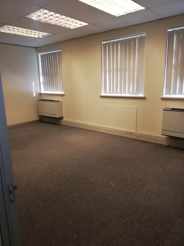 310  m² Office Space in Kenilworth photo number 2
