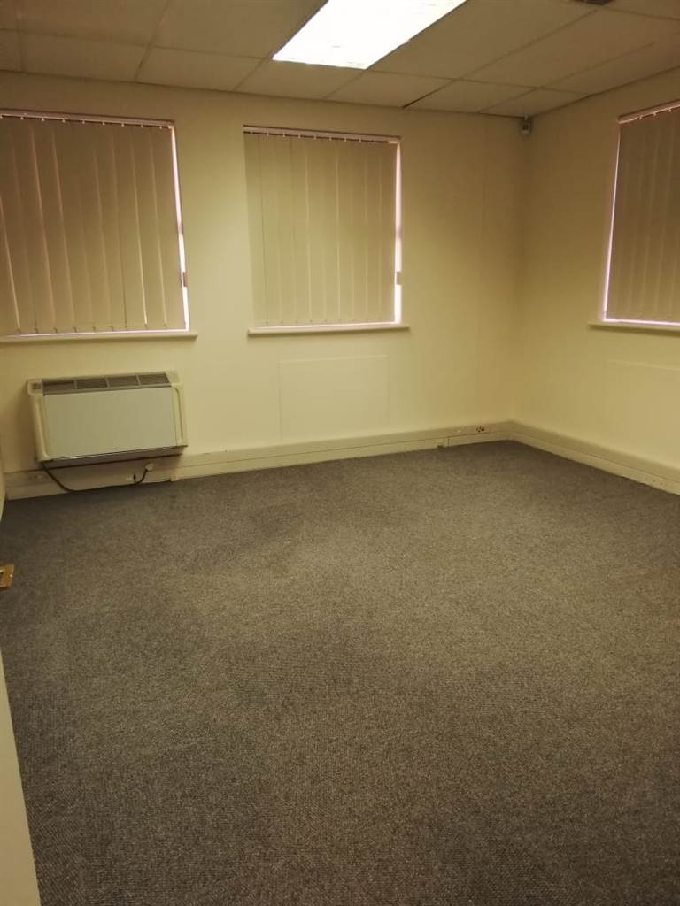 310  m² Office Space in Kenilworth photo number 8