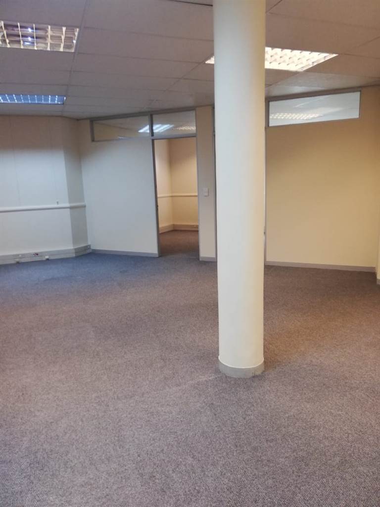 310  m² Office Space in Kenilworth photo number 4