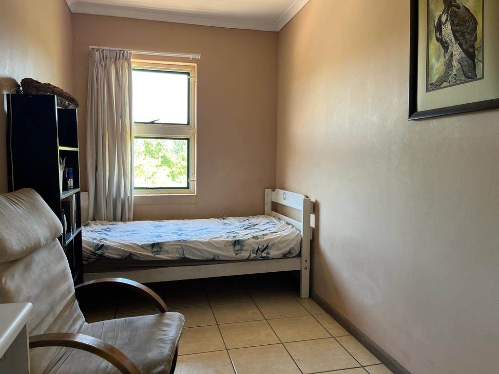 2 Bed Apartment in Stellenbosch Central photo number 5