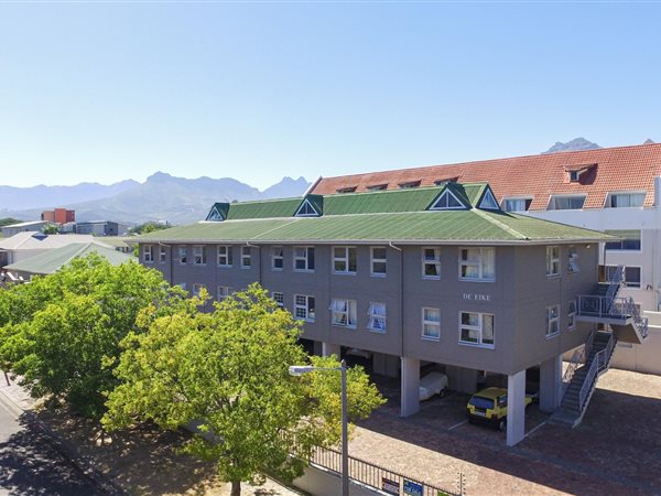 2 Bed Apartment in Stellenbosch Central