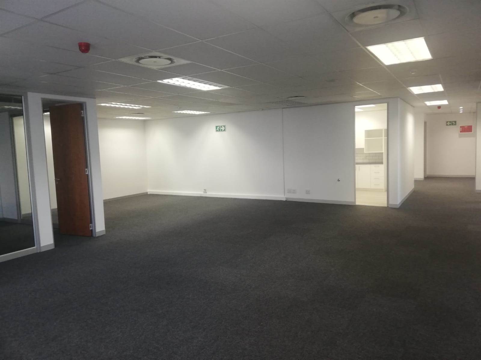 267  m² Office Space in Cape Town City Centre photo number 7