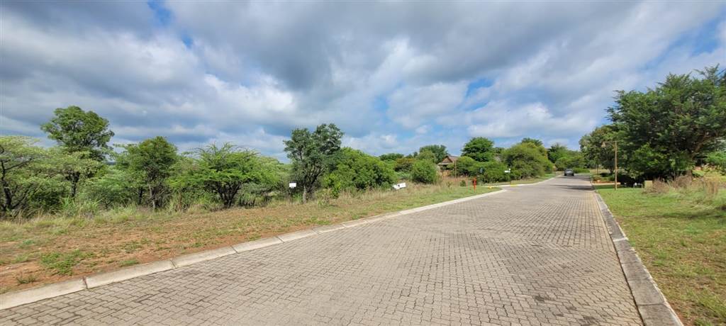1621 m² Land available in Koro Creek Golf Estate photo number 2
