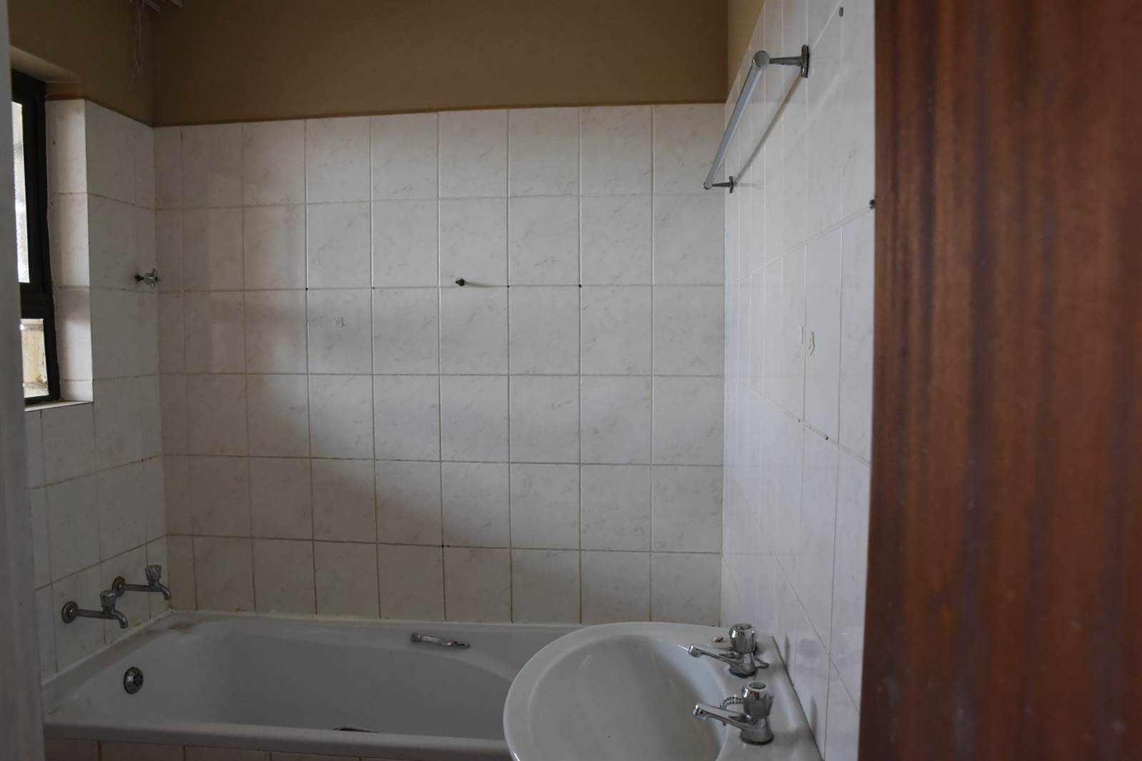 1 Bed Apartment in Batho photo number 5