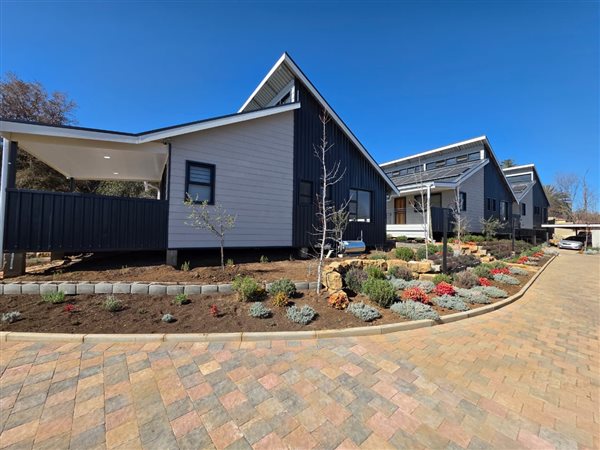 2 Bedroom Townhouse 2 Bedroom Townhouse