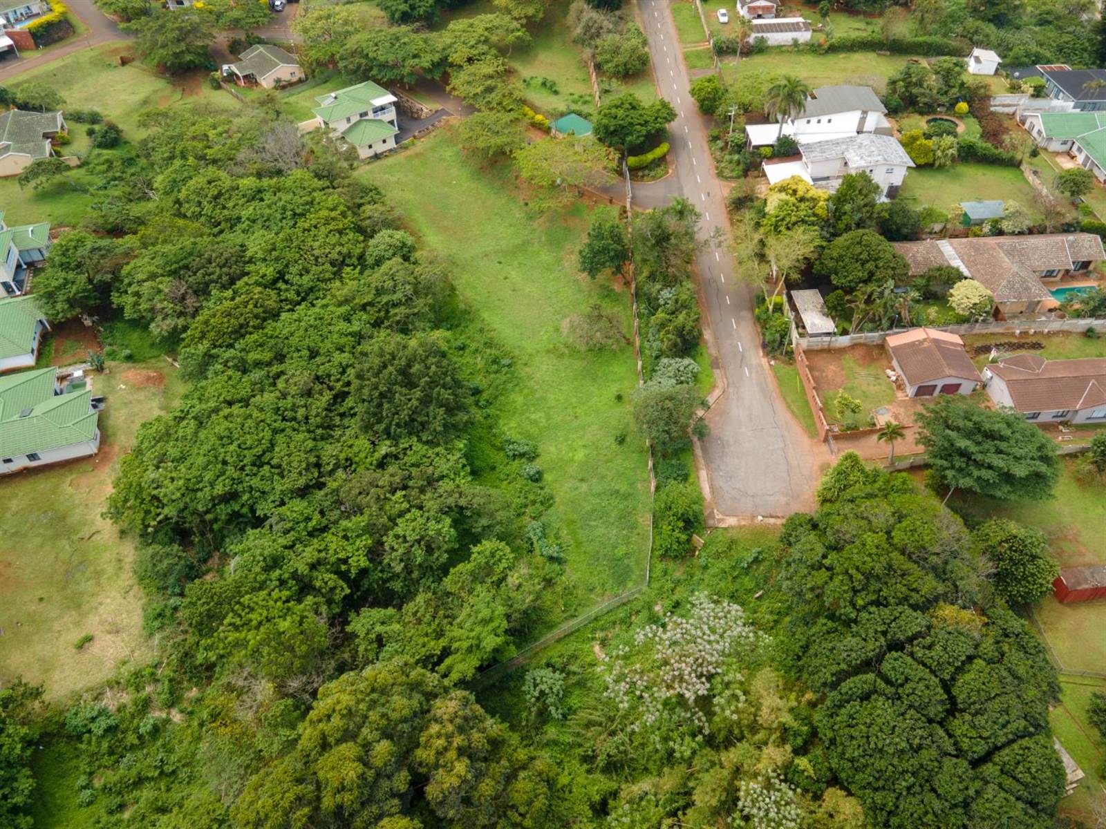785 m² Land available in Illovo Beach photo number 3