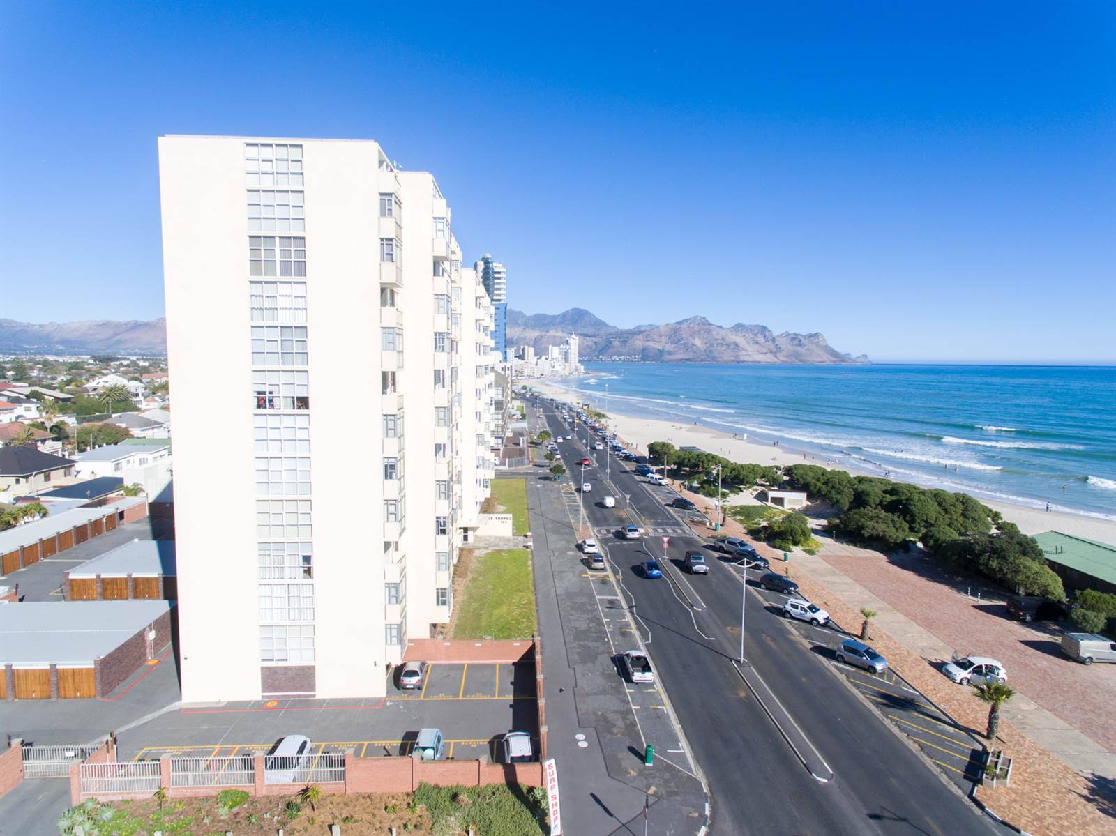 1 Bed Apartment in Strand North photo number 19