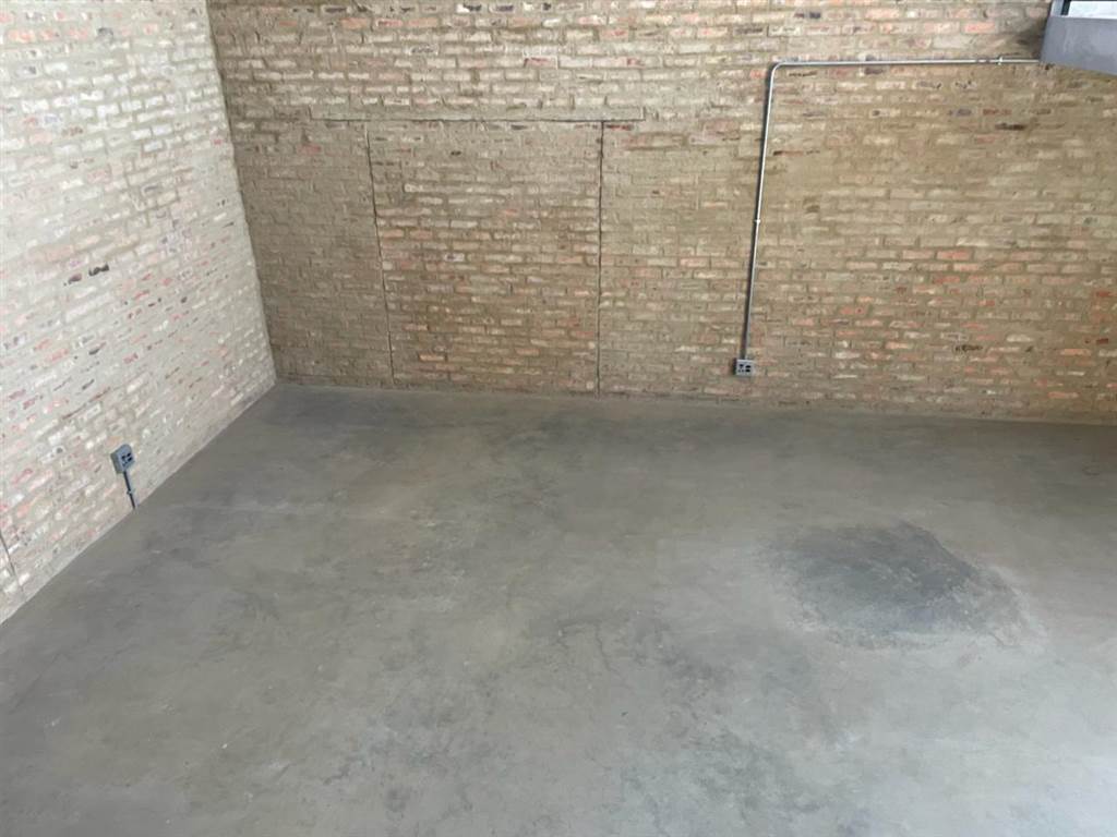 101  m² Commercial space in Halfway House photo number 25