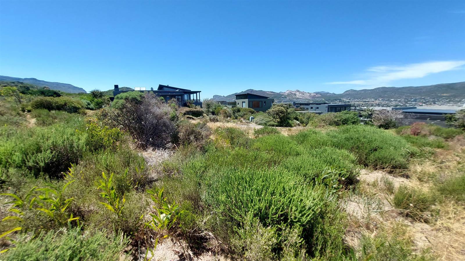 735 m² Land available in Noordhoek photo number 3