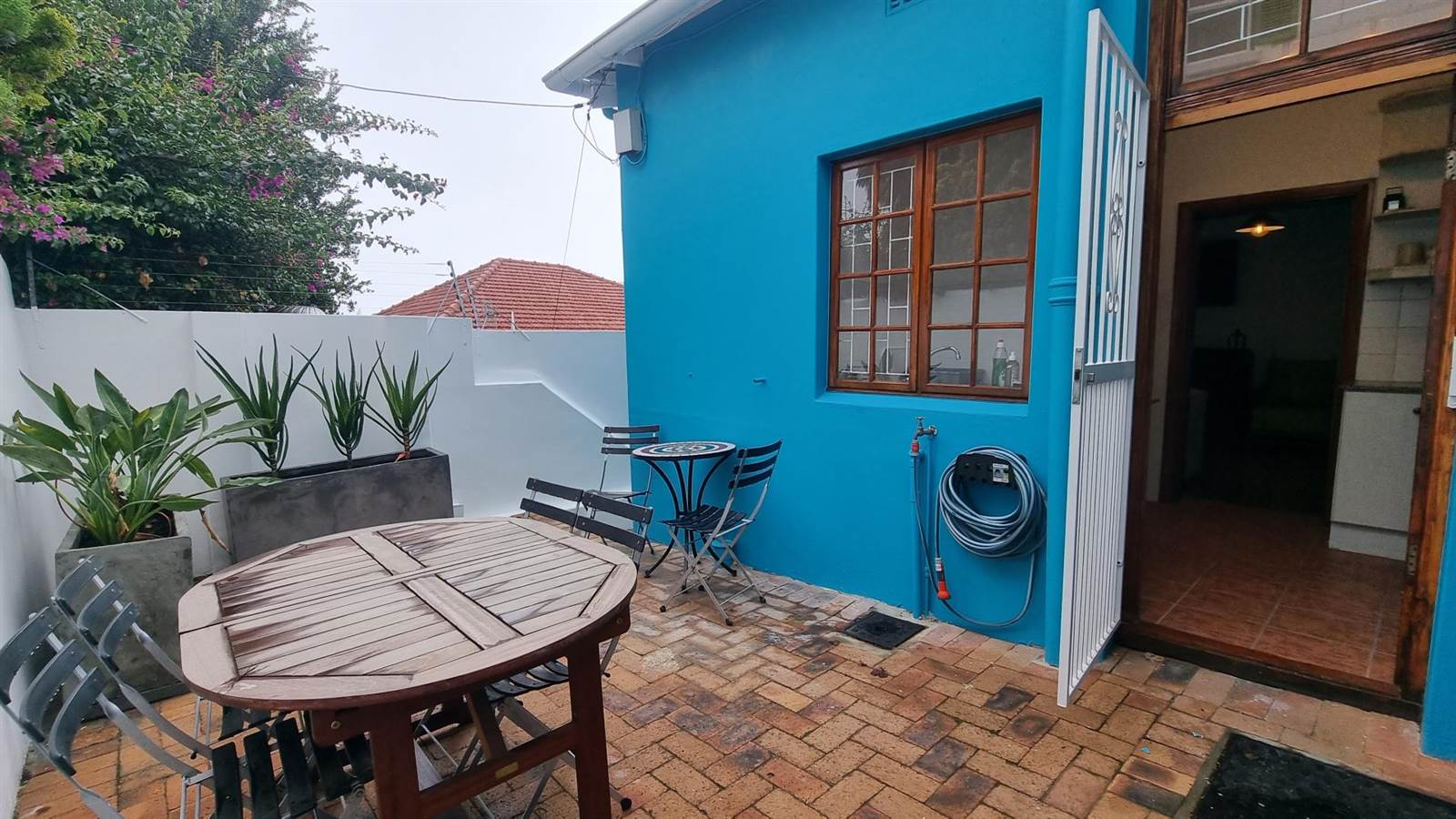 2 Bed Townhouse in Sea Point photo number 16