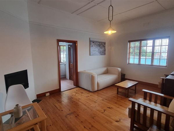 2 Bed Townhouse in Sea Point