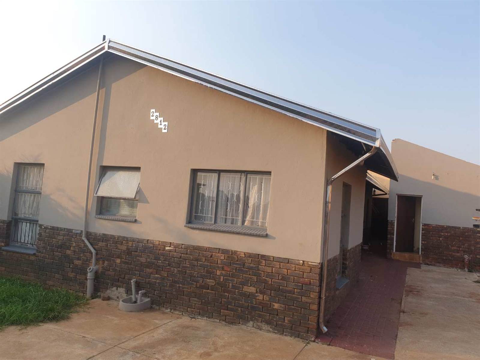 4 Bed House in Soshanguve photo number 2