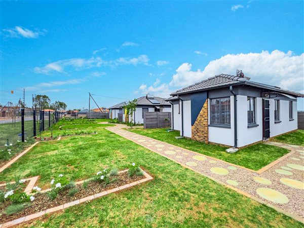 2 Bedroom House 2 Bedroom House