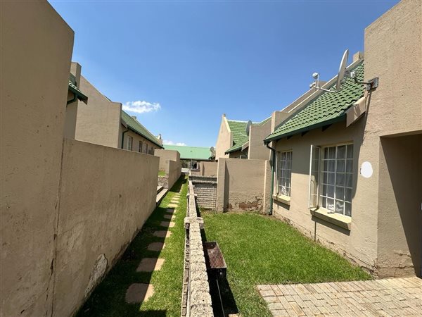 2 Bed Townhouse in Kosmosdal