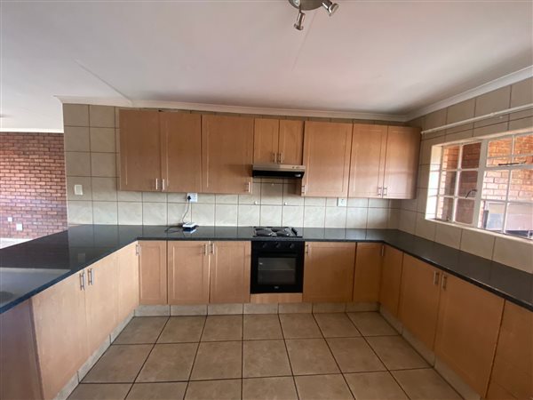 3 Bedroom Townhouse