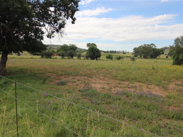 2 974 m² Land