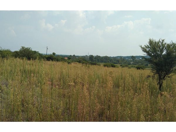 2572 m² Land